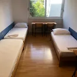 Summer Budget Albergue Split