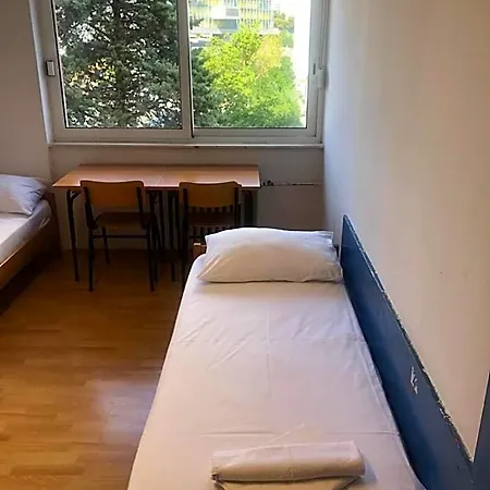 Summer Budget Vandrerhjem Split