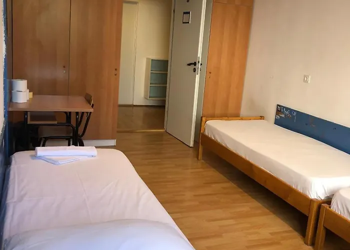 Summer Budget Hostel